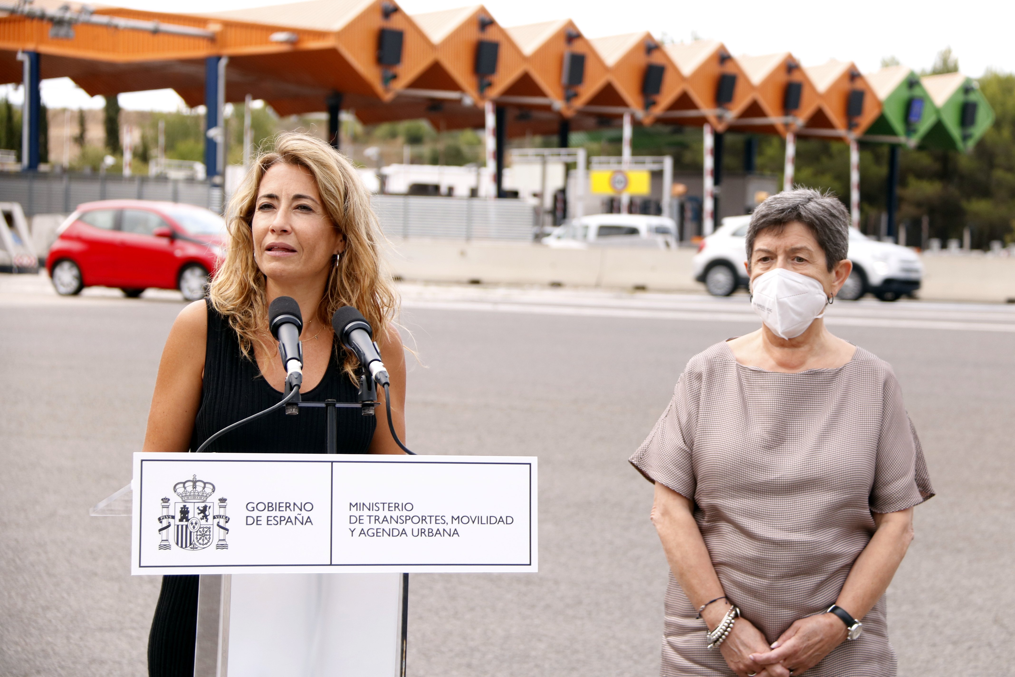 raquel sánchez teresa cunillera peajes ap7 ap2 la roca del vallès acn