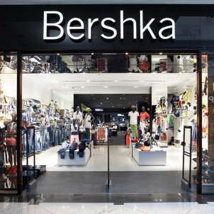 Tienda de Bershka en un centro comercial