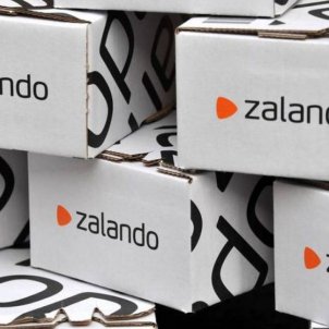 Zalando tiene las zapatillas de estar por casa de UGG más fashion