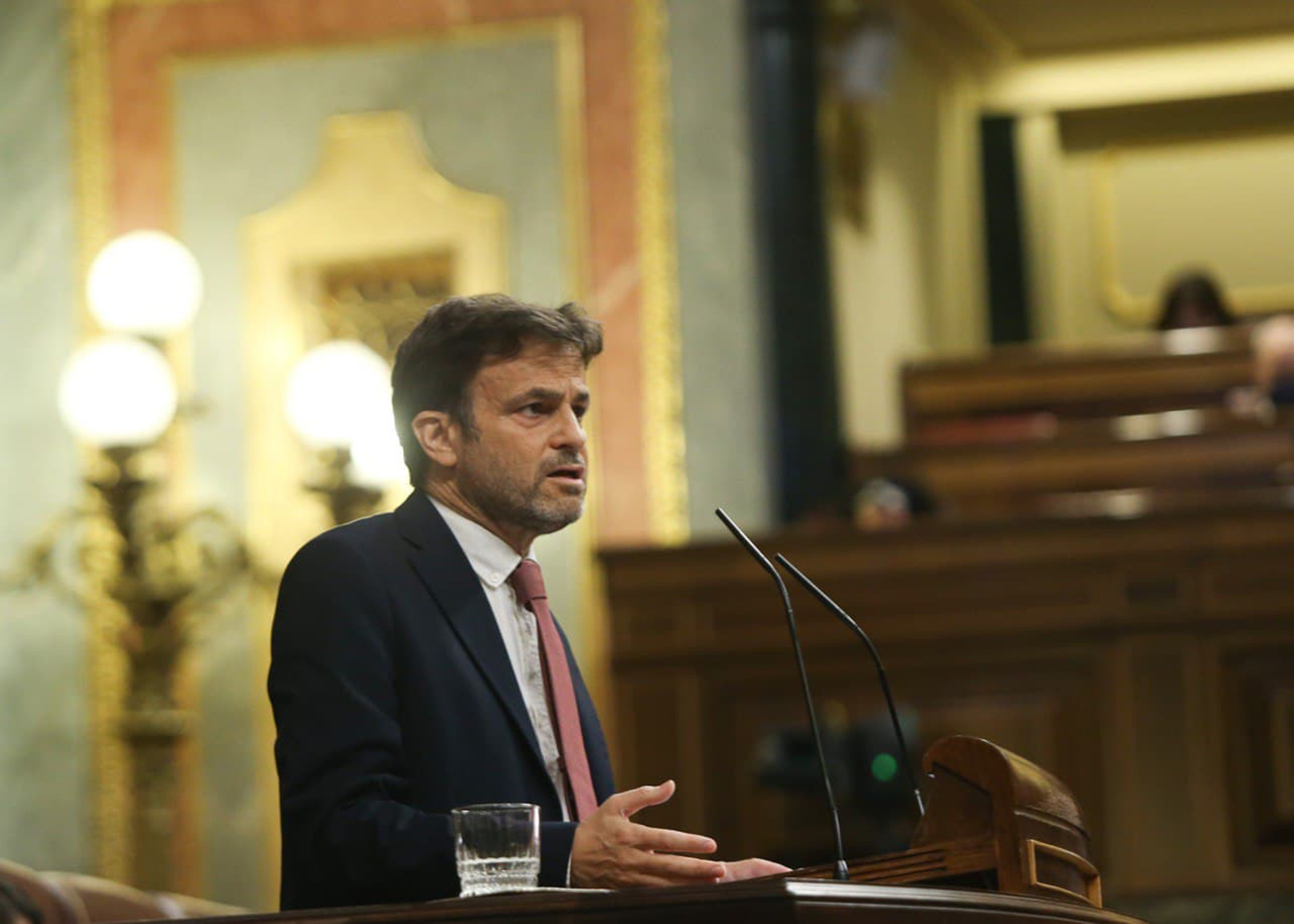 Asens, sobre el PSOE: "Tothom sap que són monàrquics"
