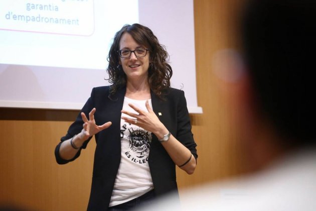 tània verge jornada trabajo govern vall d'en bas - jordi bedmar tània verge jornada trabajo govern vall d'en bas - jordi bedmar