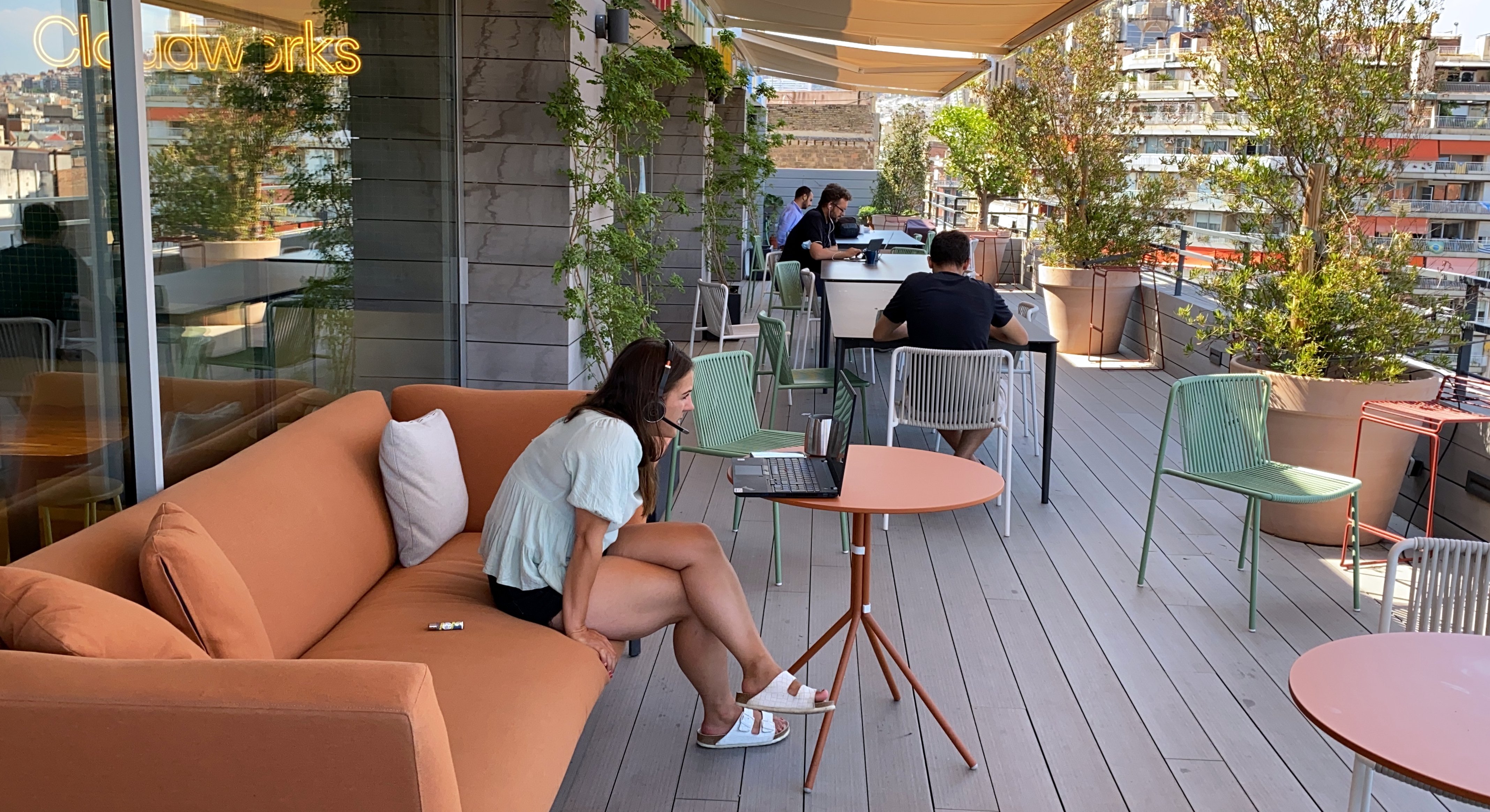 Teletrabajo híbrido, el modelo al que empuja la pandemia