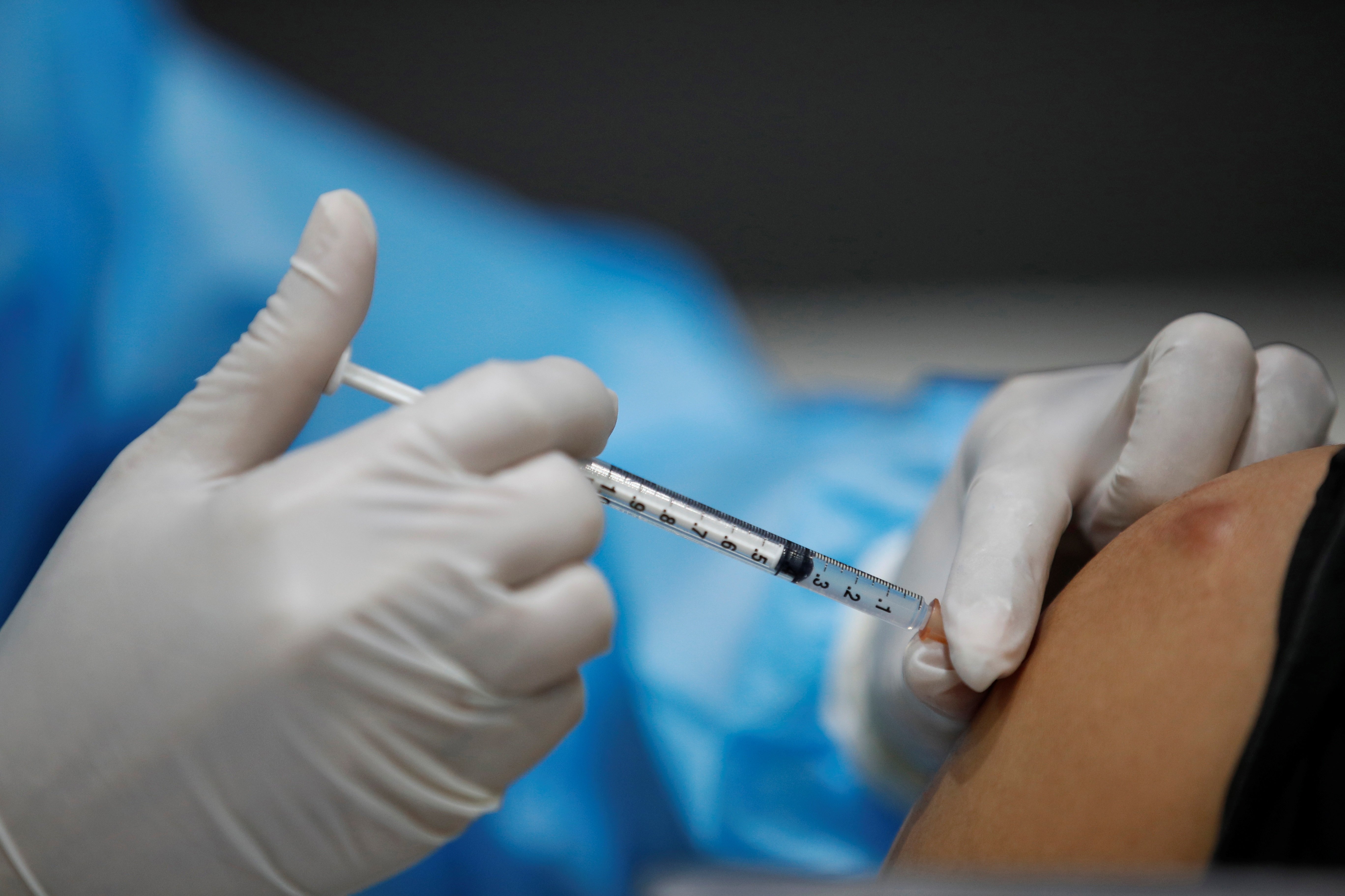 Sanidad aprueba inocular la tercera dosis de la vacuna covid a inmunodeprimidos
