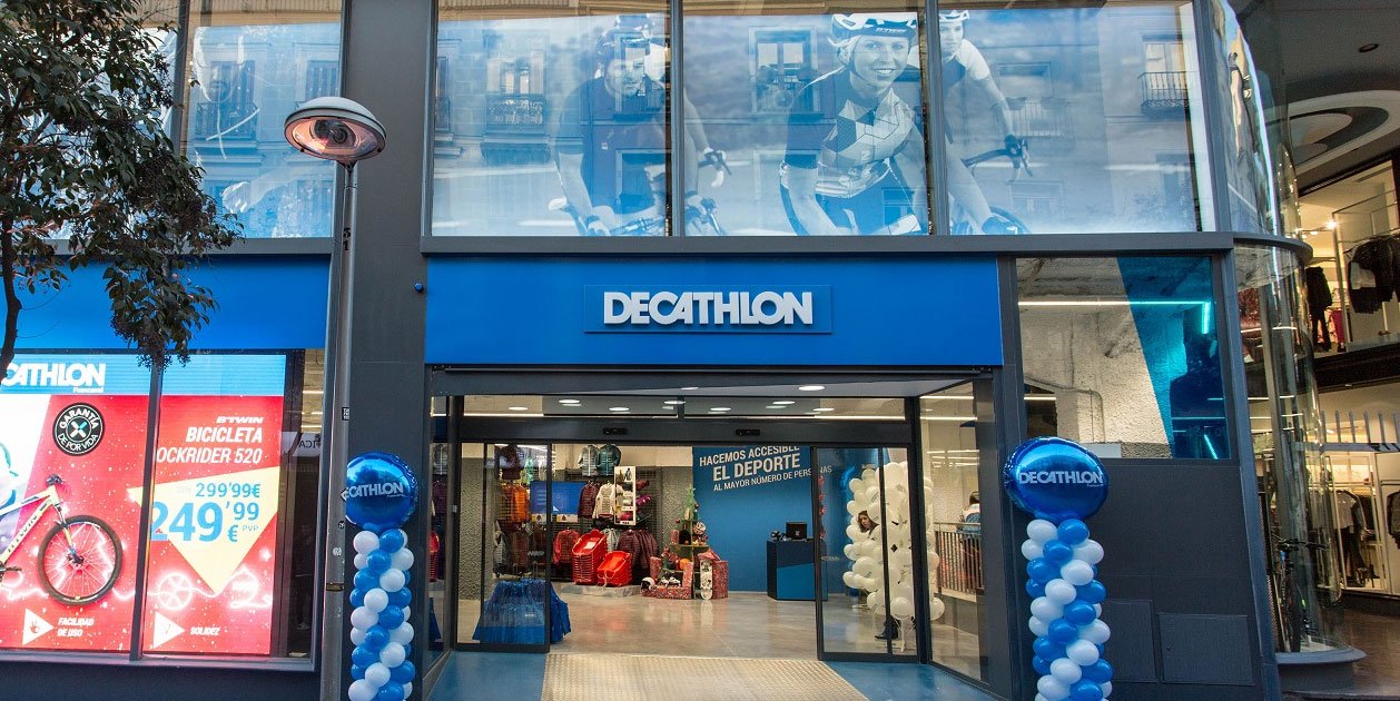 Decathlon té una jaqueta impermeable per 7,99 euros que es ven com a xurros