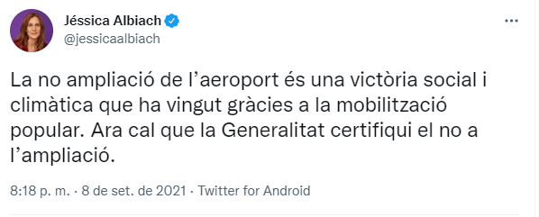 jessica albiach tuit aeropuerto