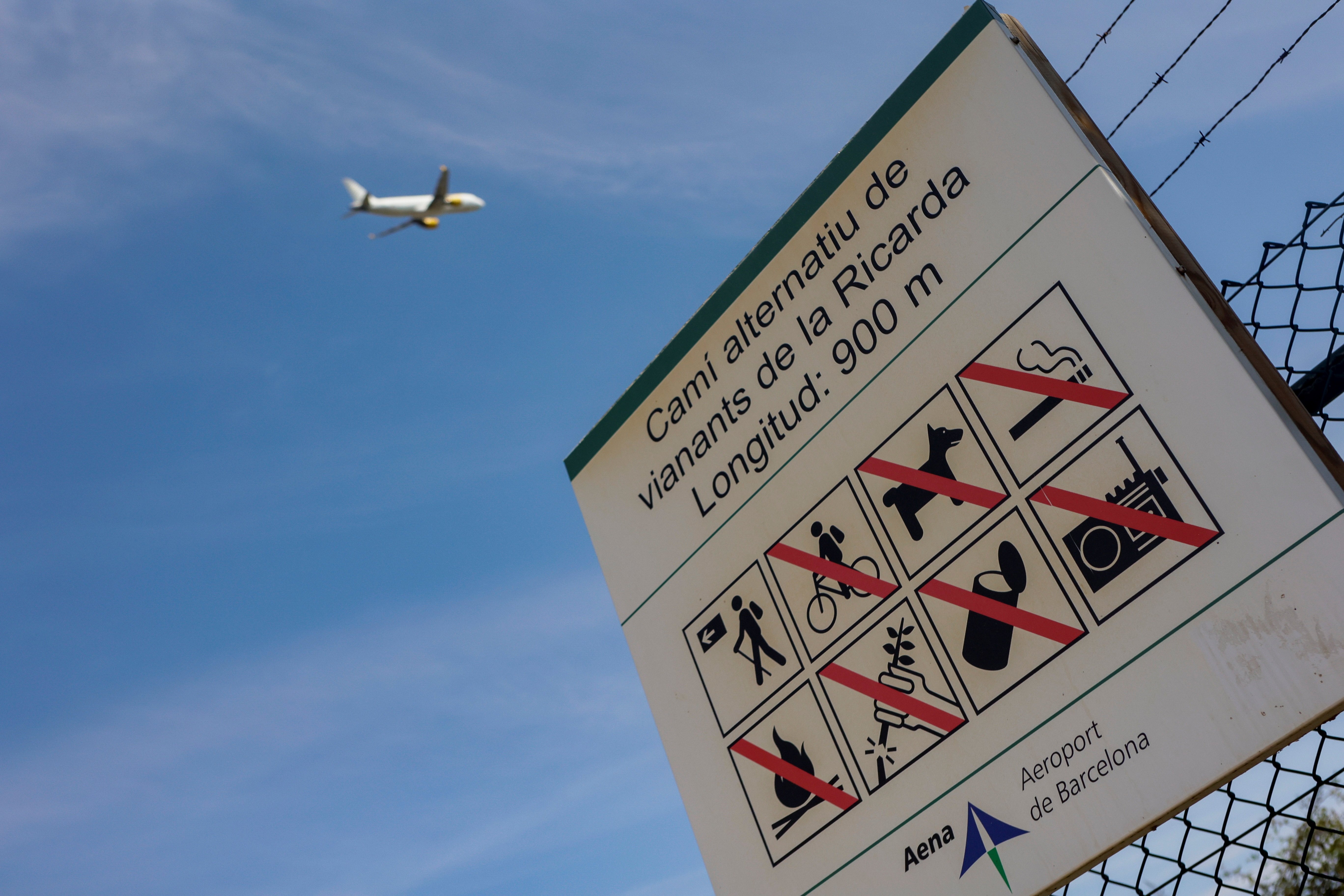 Topada al Congrés per la retirada dels 1.700 milions de l'aeroport del Prat