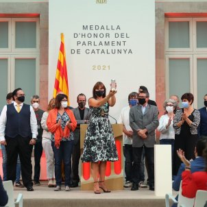 Catalan Parliament awards medals to those persecuted for pro-independence activism