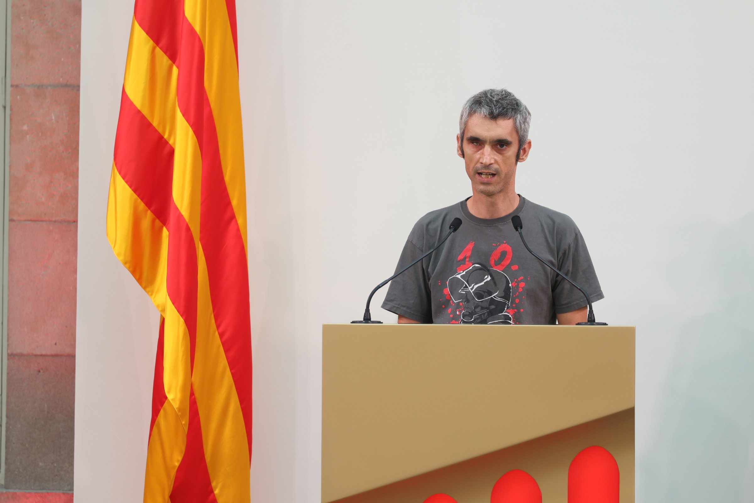 Sergi Español acto medalla de honor del parlamento / Sergi Alcàzar