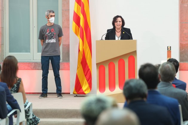 Anna Llaurador y Roger Español Acto Medalla de Honor del Parlamento / Sergi Alcàzar