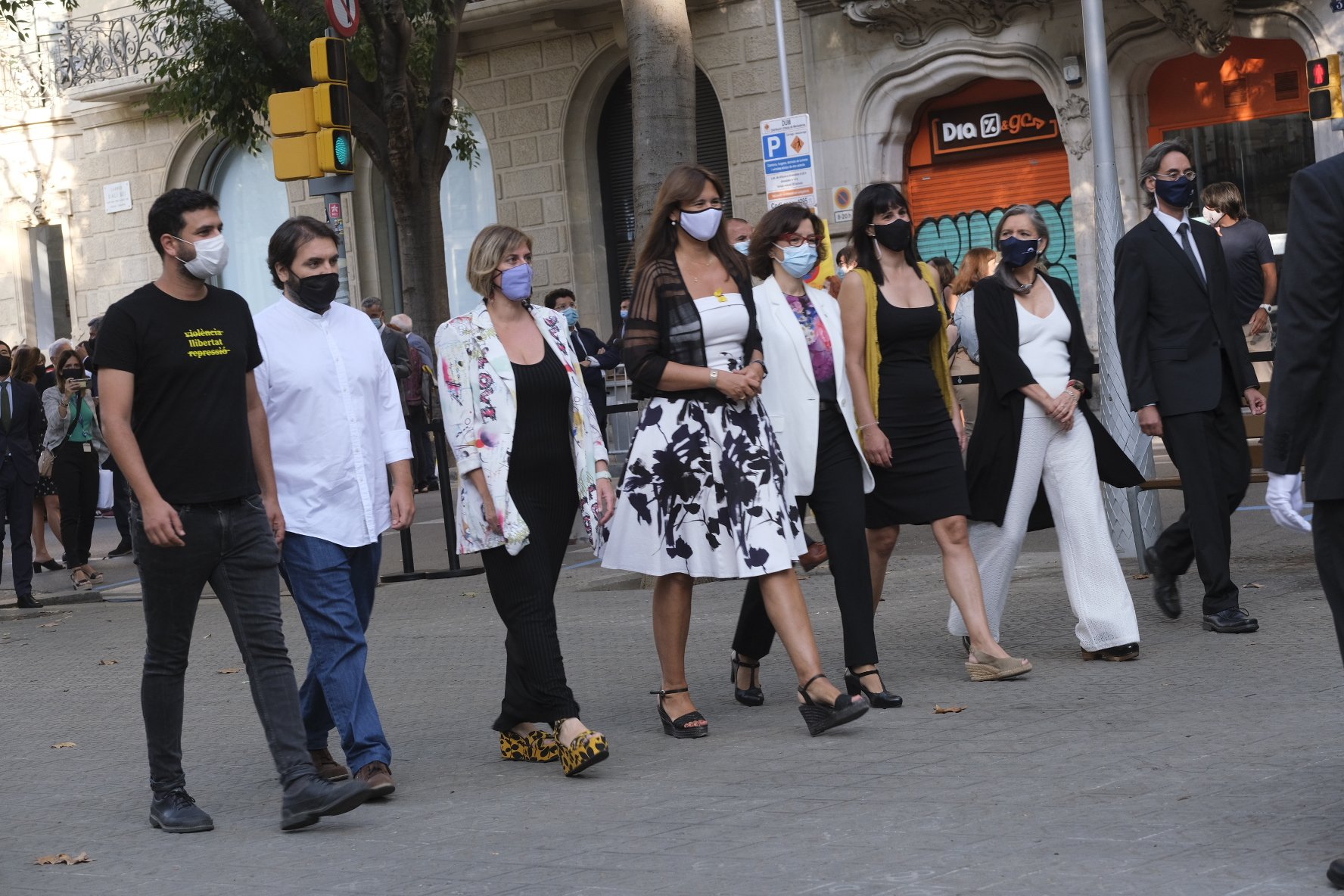 La Mesa del Parlament, present a l'ofrena floral La Mesa del Parlament, present a l'ofrena floral
