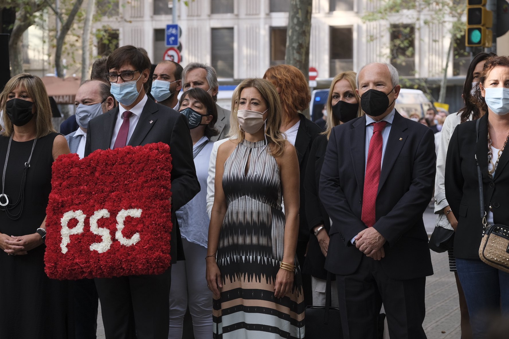 Illa pren el relleu d'Iceta, Sánchez apareix malgrat l'aeroport Illa pren el relleu d'Iceta, Sánchez apareix malgrat l'aeroport