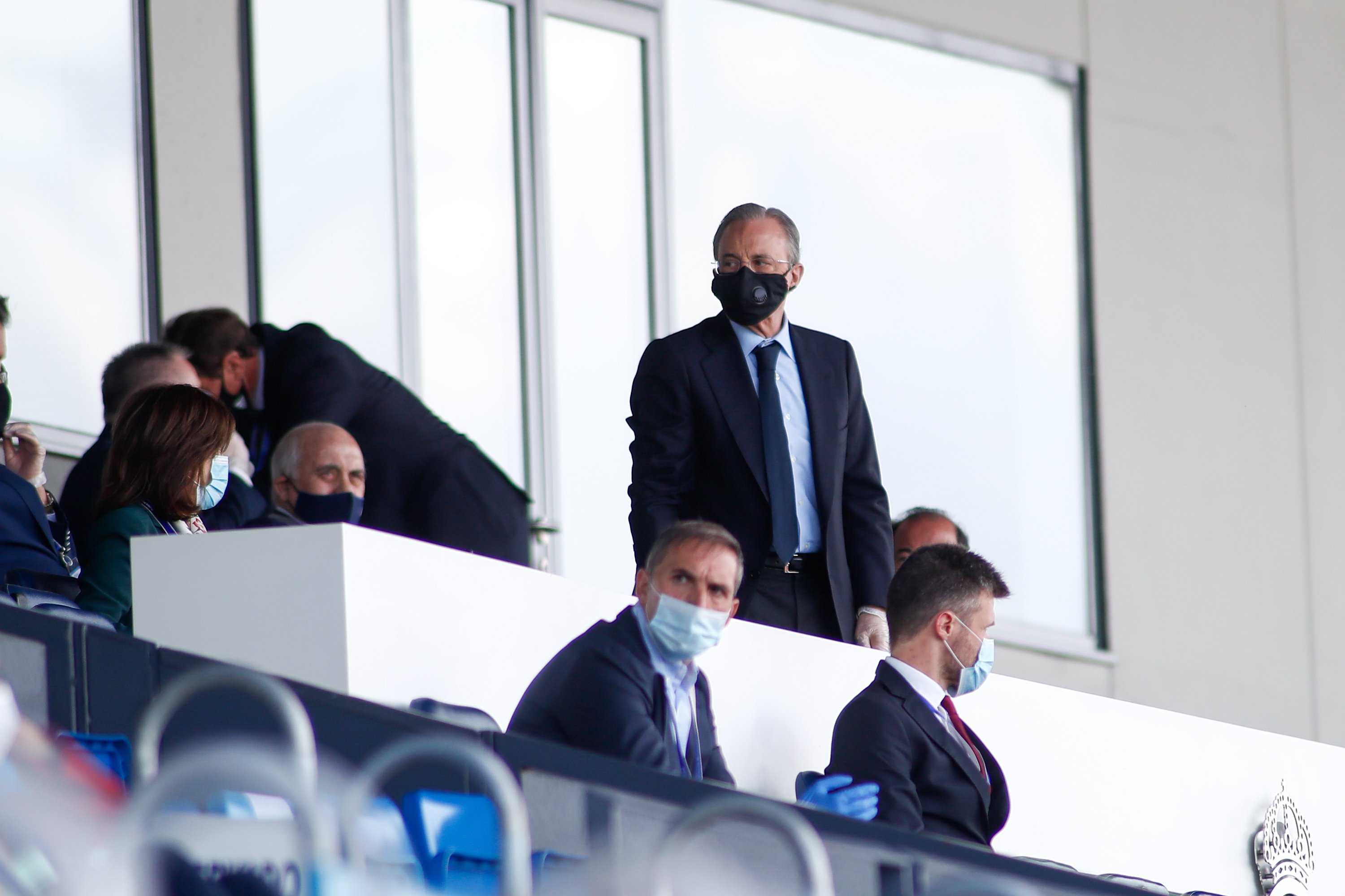 Estima tant el Reial Madrid que ha demanat a Florentino Pérez continuar jugant pràcticament gratis