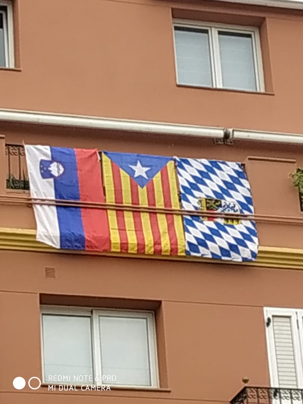 La Montserrat Vidal i Nogueroles ens envia una foto des d'Arenys de Mar!