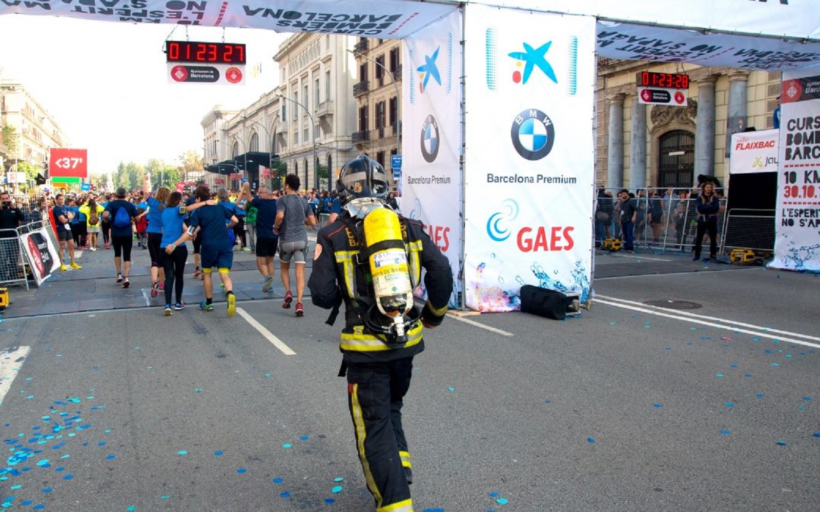 La carrera de los Bomberos de Barcelona cortará el centro de la ciudad