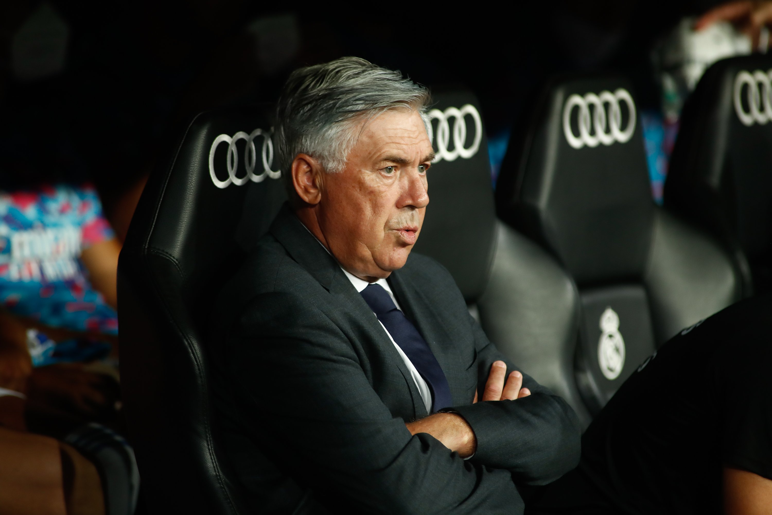 Ancelotti lo castiga sin jugar contra la voluntad de Florentino Pérez, que prometió una solución a su familia