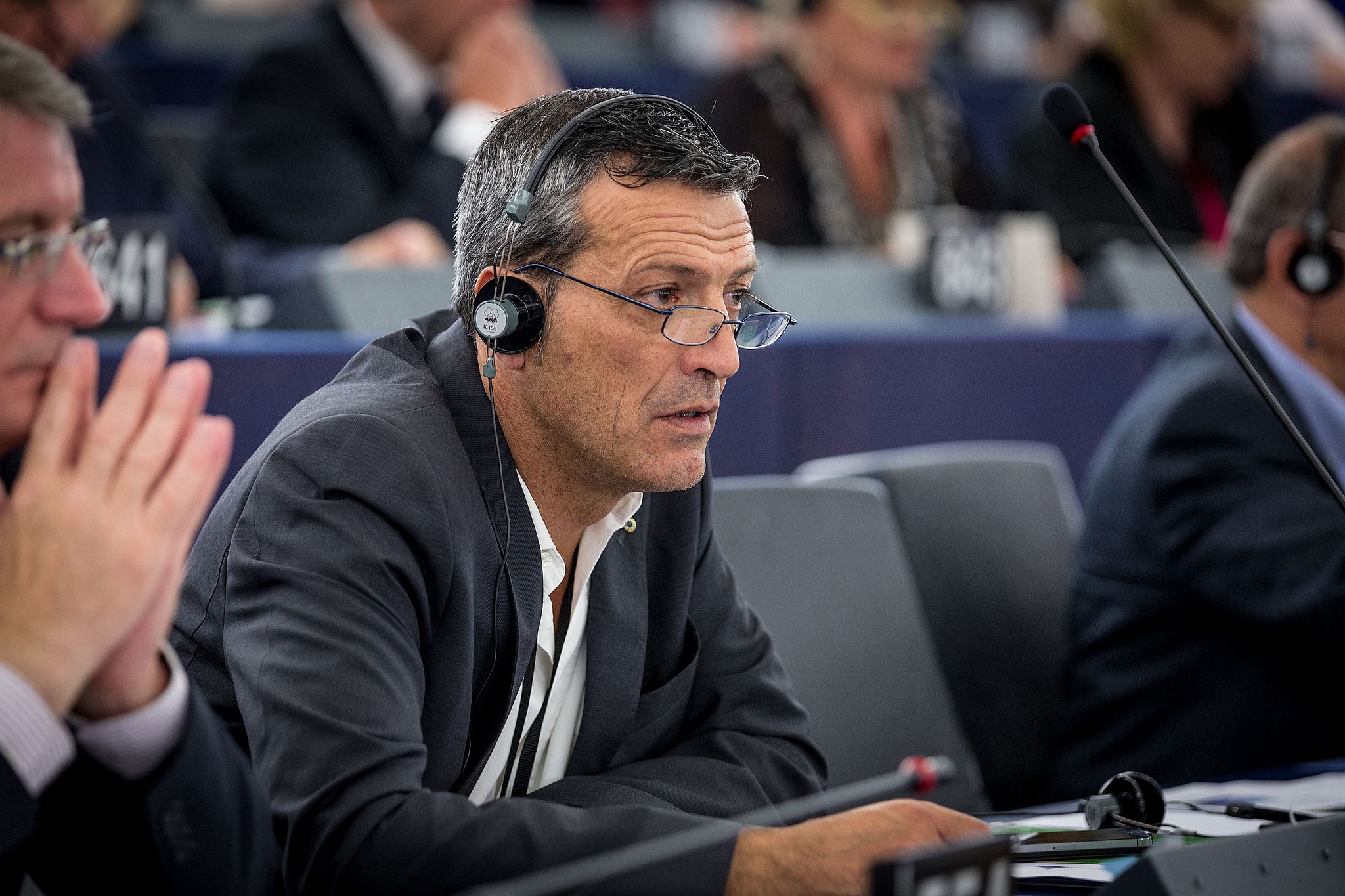 Un cap de llista del PS francès a Europa defensa el referèndum