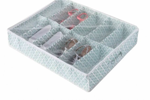 Zapatero bajo la cama de Leroy Merlin