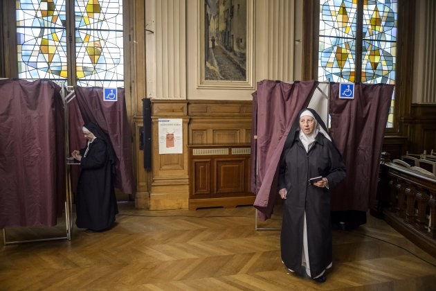 Germanes benedictines de Montmartre voten eleccions frança EFE Germanes benedictines de Montmartre voten eleccions frança EFE