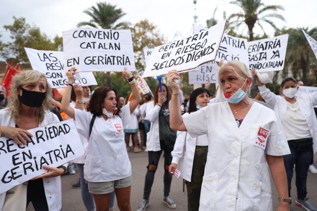 protesta geriàtrics Torrent TSJC Mesa Parlament Sergi Alcàzar