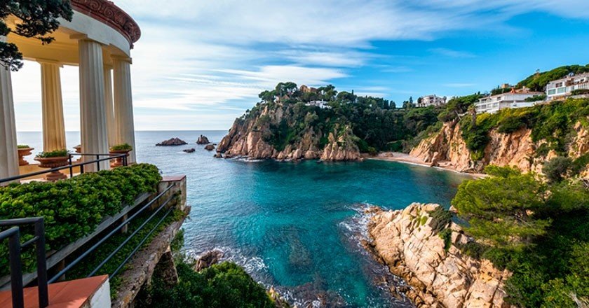 El lugar mejor valorado en Booking para alojarse en la Costa Brava son unas villas privadas con piscina