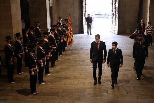 Pedro Sánchez Pere Aragonès reunión Palau Sergi Alcàzar Pedro Sánchez Pere Aragonès reunión Palau Sergi Alcàzar