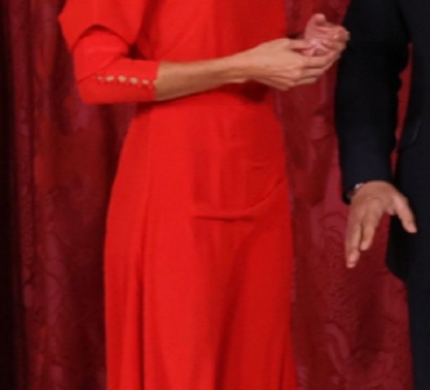 leticia vestido rojo arruga