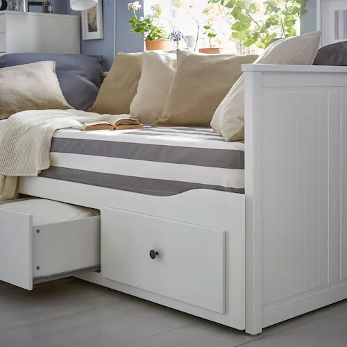 Diván con 3 cajones Hemnes de Ikea