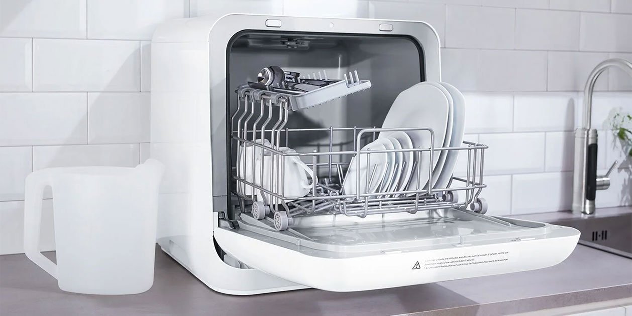 Lidl llança un mini rentaplats portàtil 'low cost'