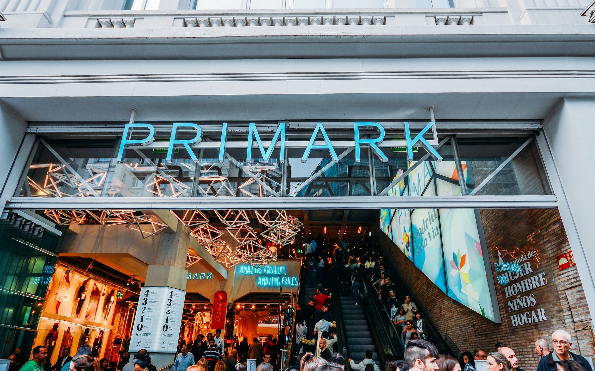 La biker tendència està a Primark amb un dels preus més baixos a tot Espanya