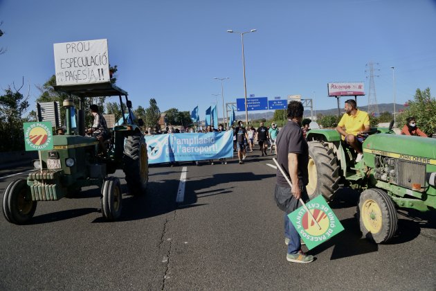Manifestación Prat contra aeroport 3 : Montse Giralt