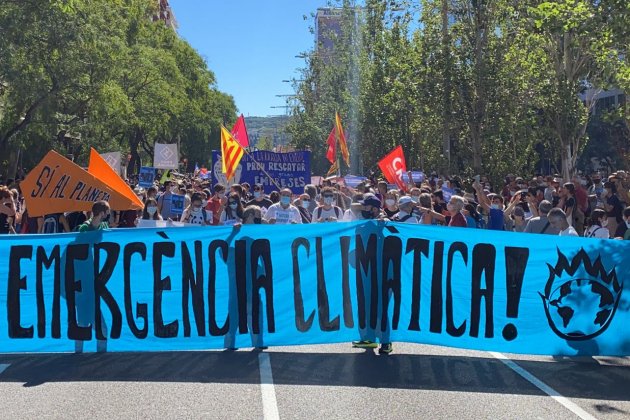 Manifestació ampliació aeroport prat / Adrià Rovira