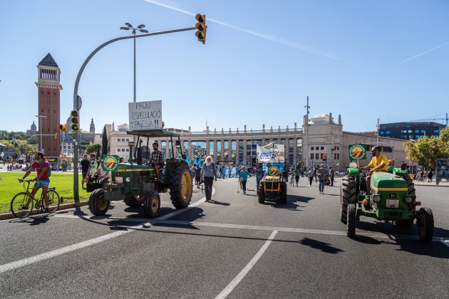 Manifestación Prat contra aeropuerto Prat 8 : Montse Giralt