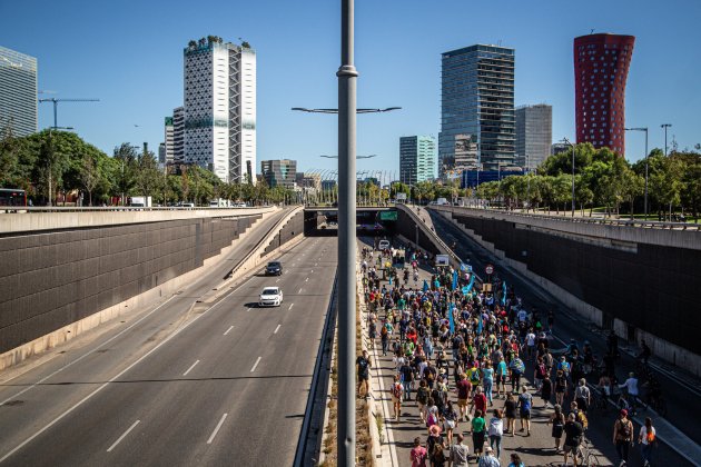 Manifestación Prat contra aeropuerto Prat 5 : Montse Giralt