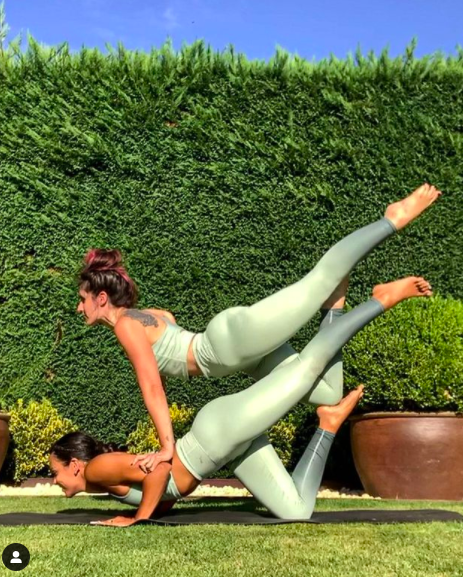 pedroche postura imposible yoga