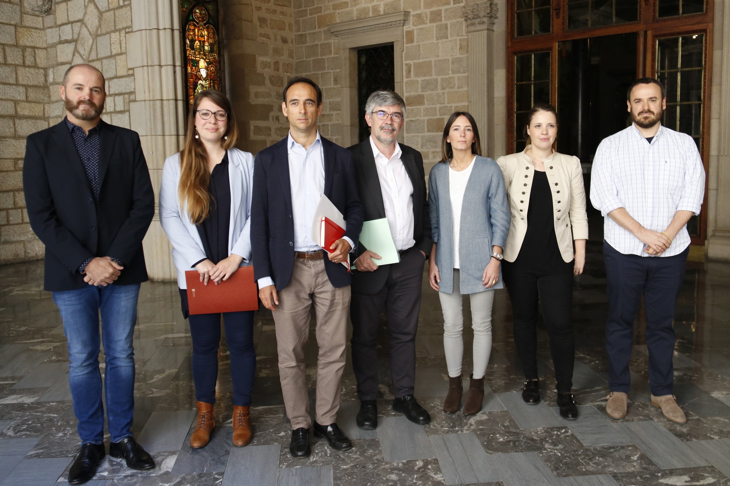 L'Ajuntament deixa Airbnb fora d'una reunió amb plataformes de lloguer