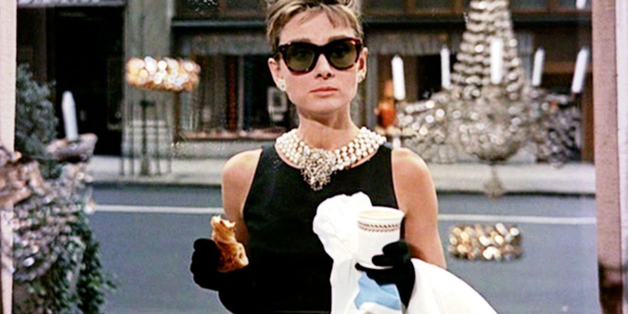 Parfois convierte los guantes de Audrey Hepburn en ‘Desayuno con diamantes’ en unos ‘low cost’ de punto