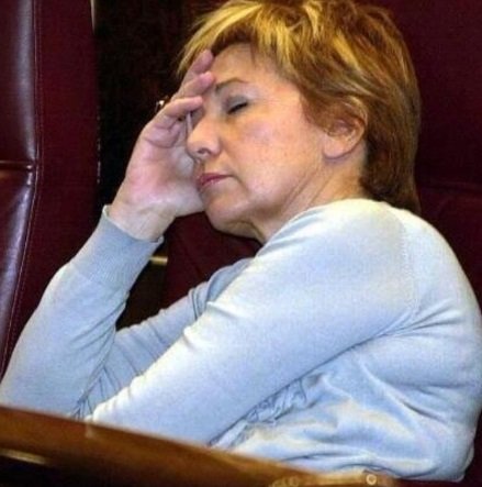 celia villalobos durmiendo