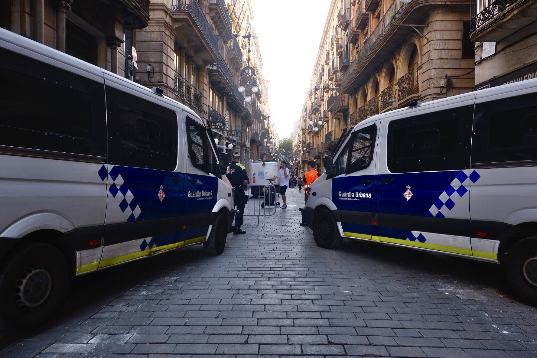 Control de Acceso Plaça Sant Jaume Pregón Mercè / Carlos Baglietto