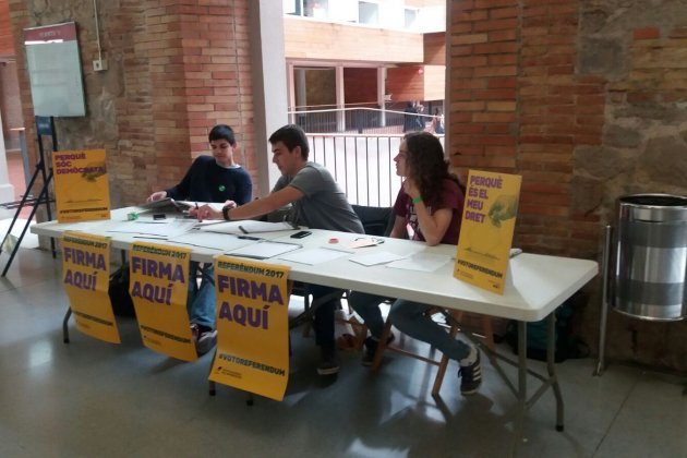 Pacte Referèndum universitats