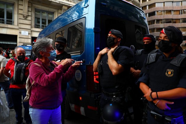 mande detención Puigdemont Mossos / Eva Parey