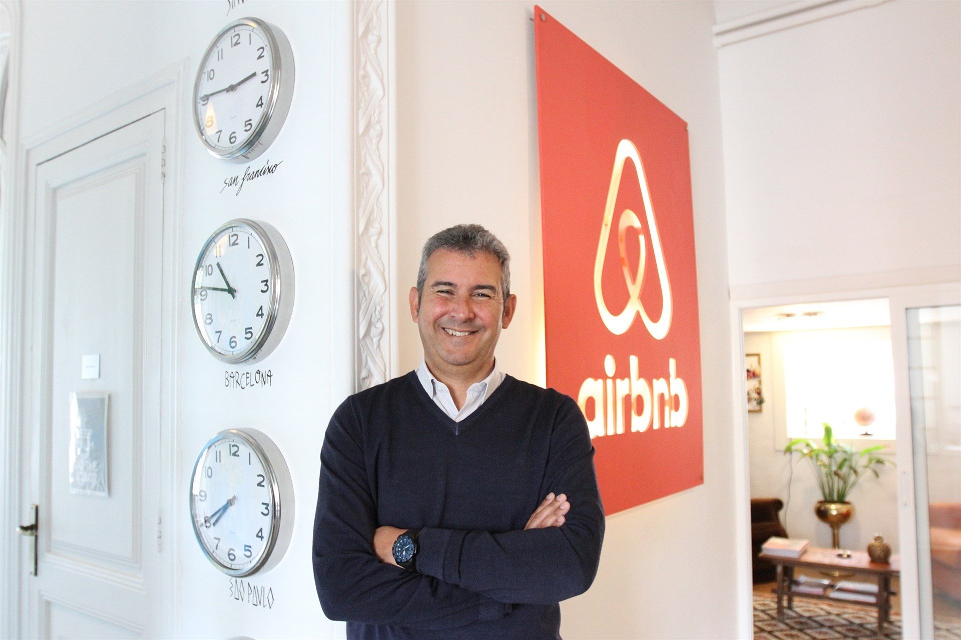 Airbnb compartirà dades personals de propietaris de pisos amb les autoritats