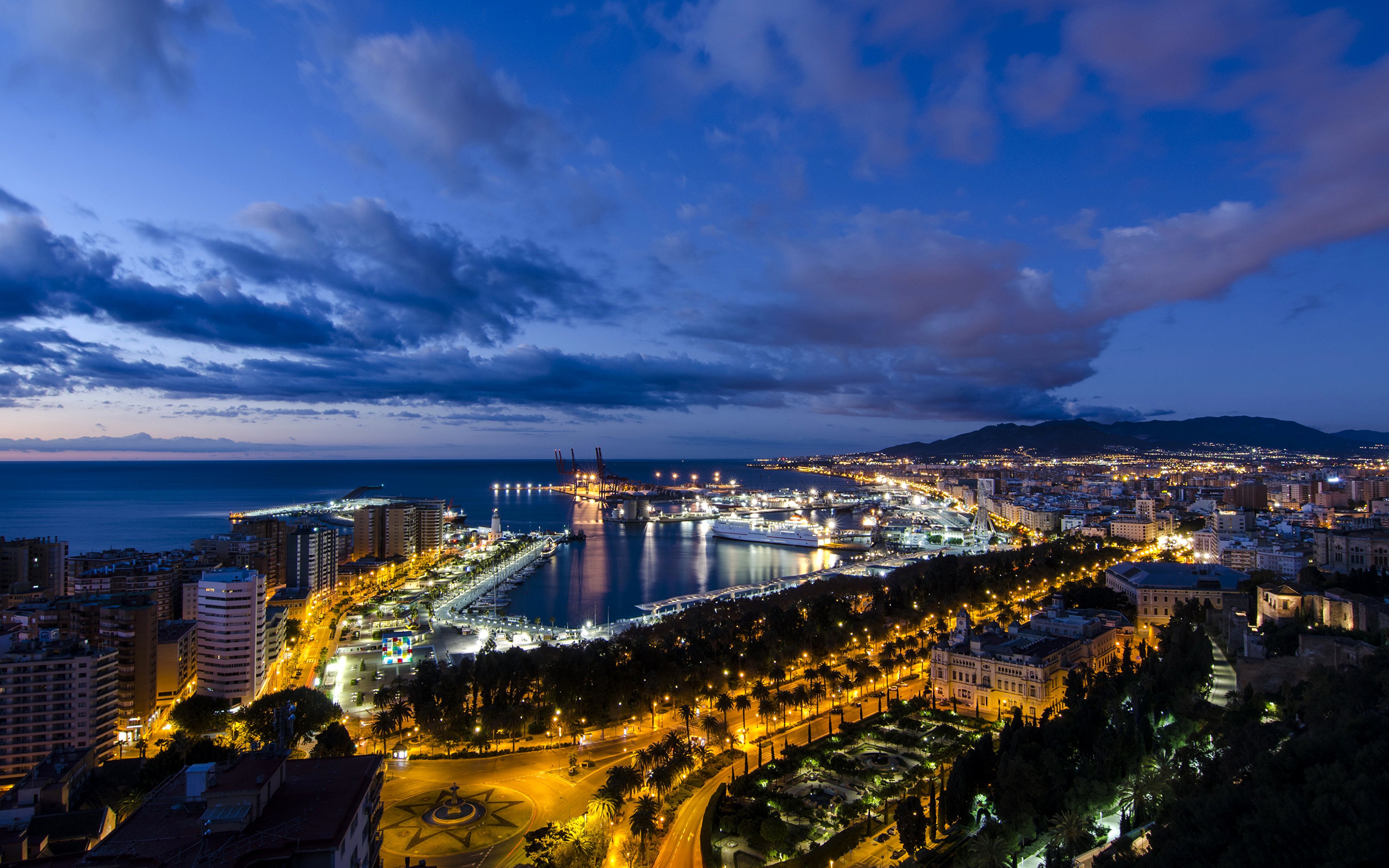 Màlaga continua guanyant protagonisme: el podi d'hotels per allotjar-se a la ciutat segons Booking