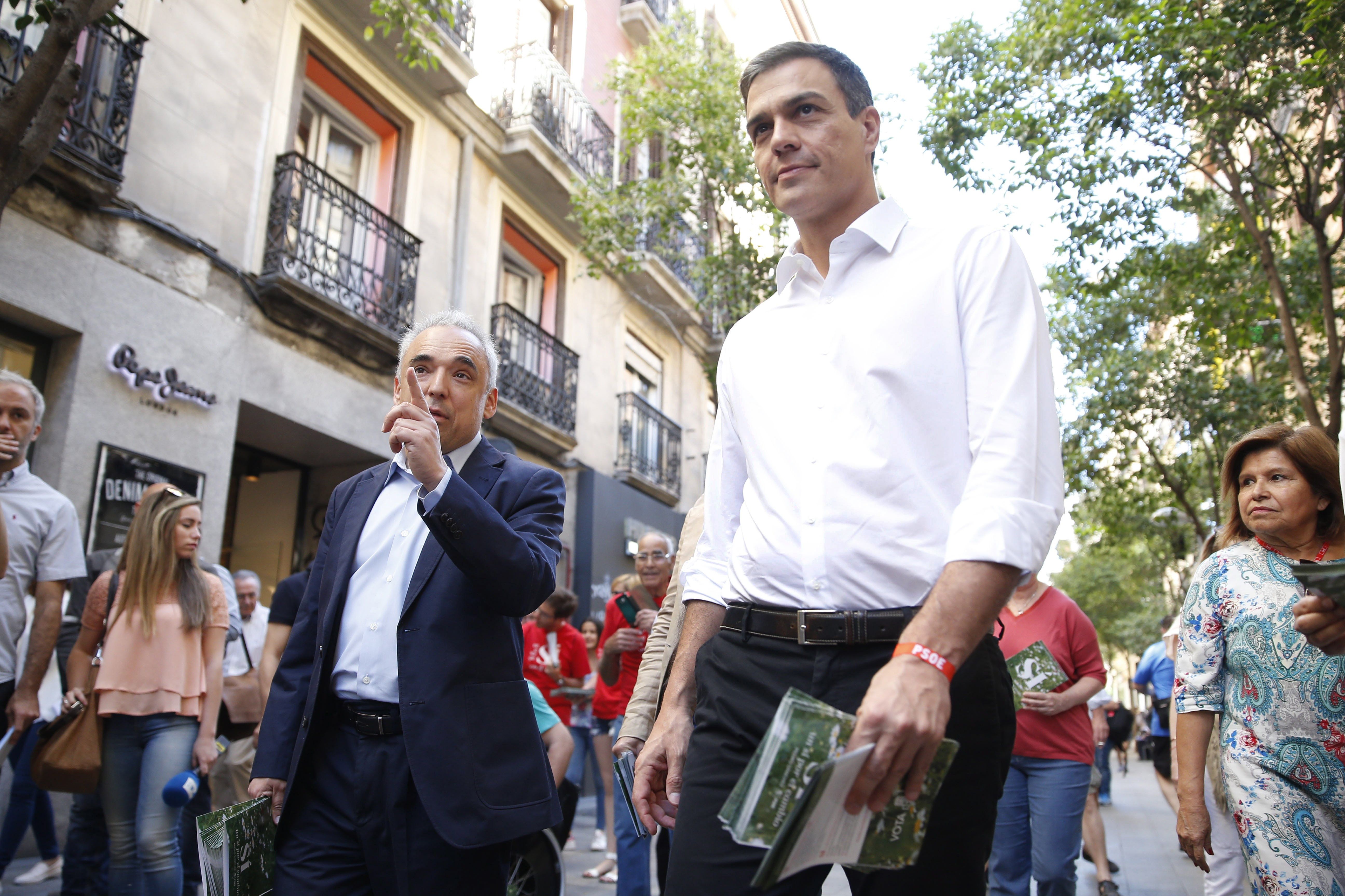 La guerra de barons per la investidura arriba al comitè del PSOE