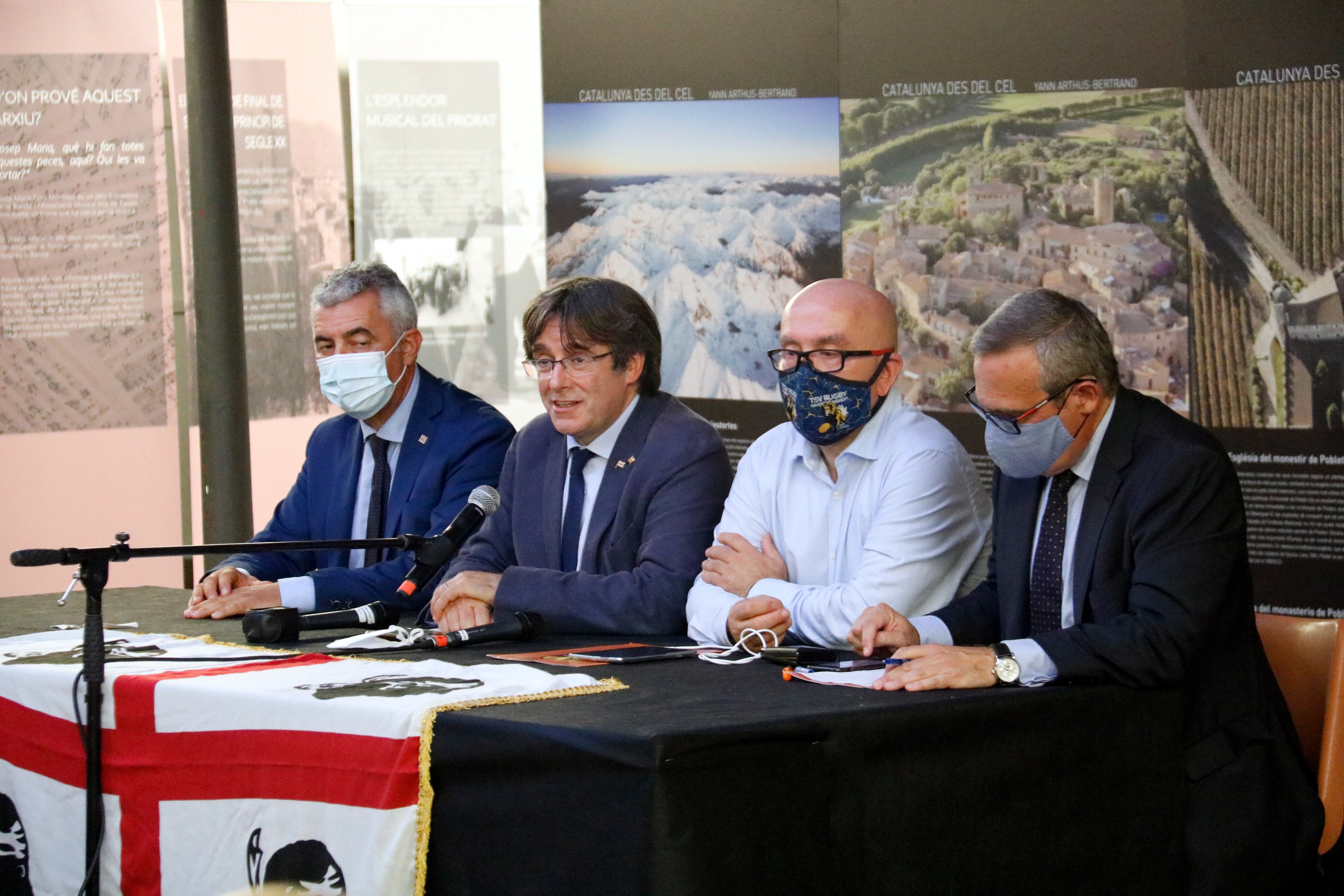 Carles Puigdemont Gonzalo Boye Josep Lluí Alay rueda prensa alguer / ACN