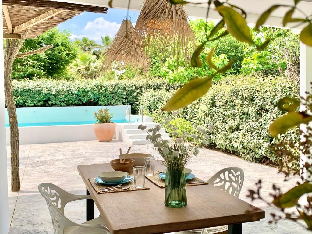 El lugar mejor valorado en Booking para alojarse en la Costa Brava es una villa privada con piscina