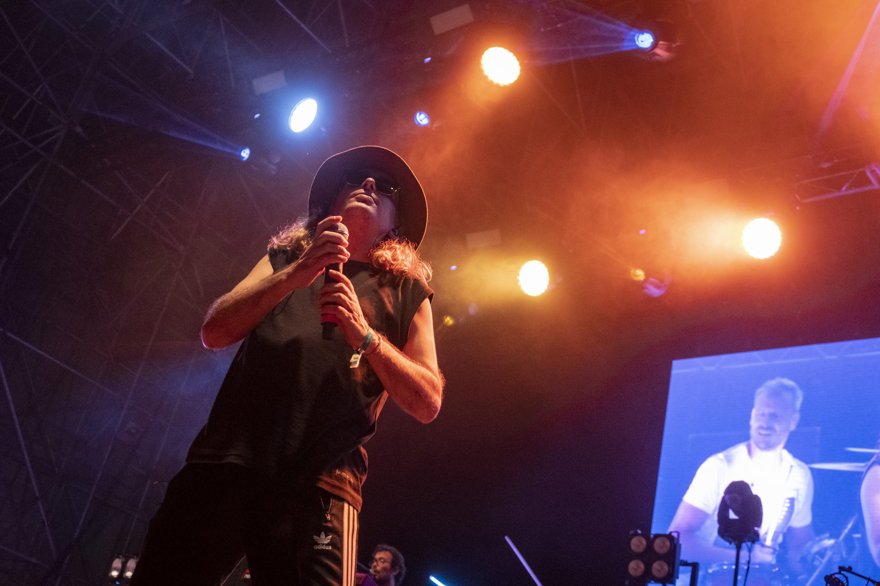 Correllengua amb concert de Buhos