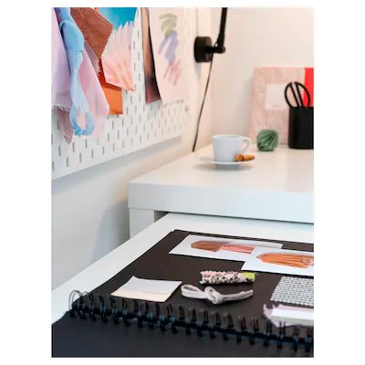 Escriptori amb tauler extraïble d'Ikea