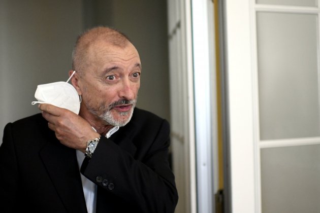 Arturo Pérez Reverte mascareta EuropaPress