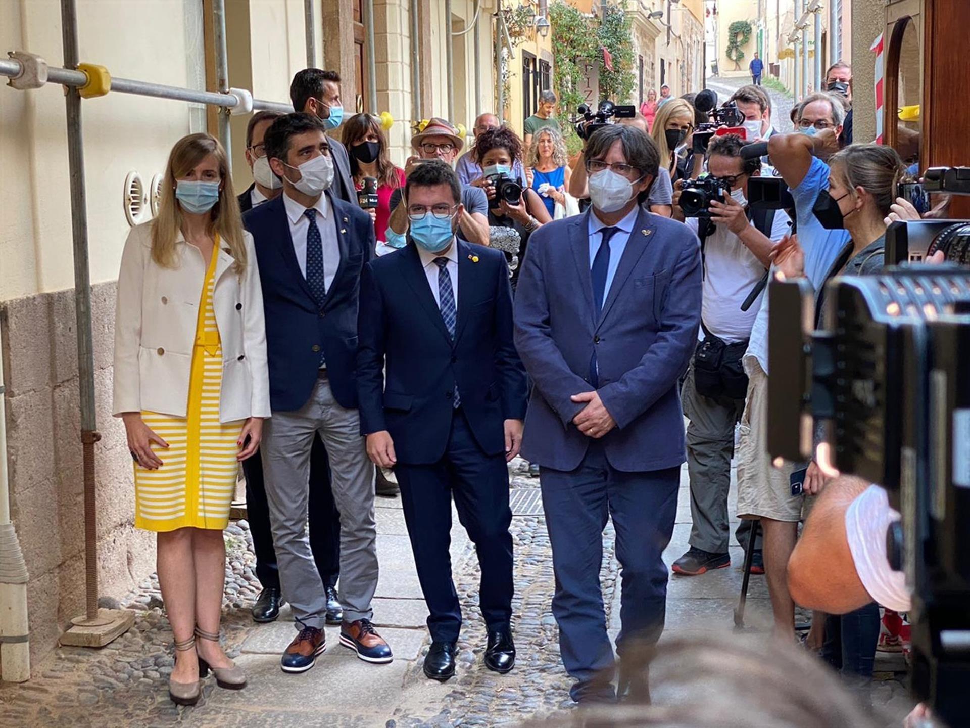 La detención de Puigdemont calienta el debate de política general de Aragonès