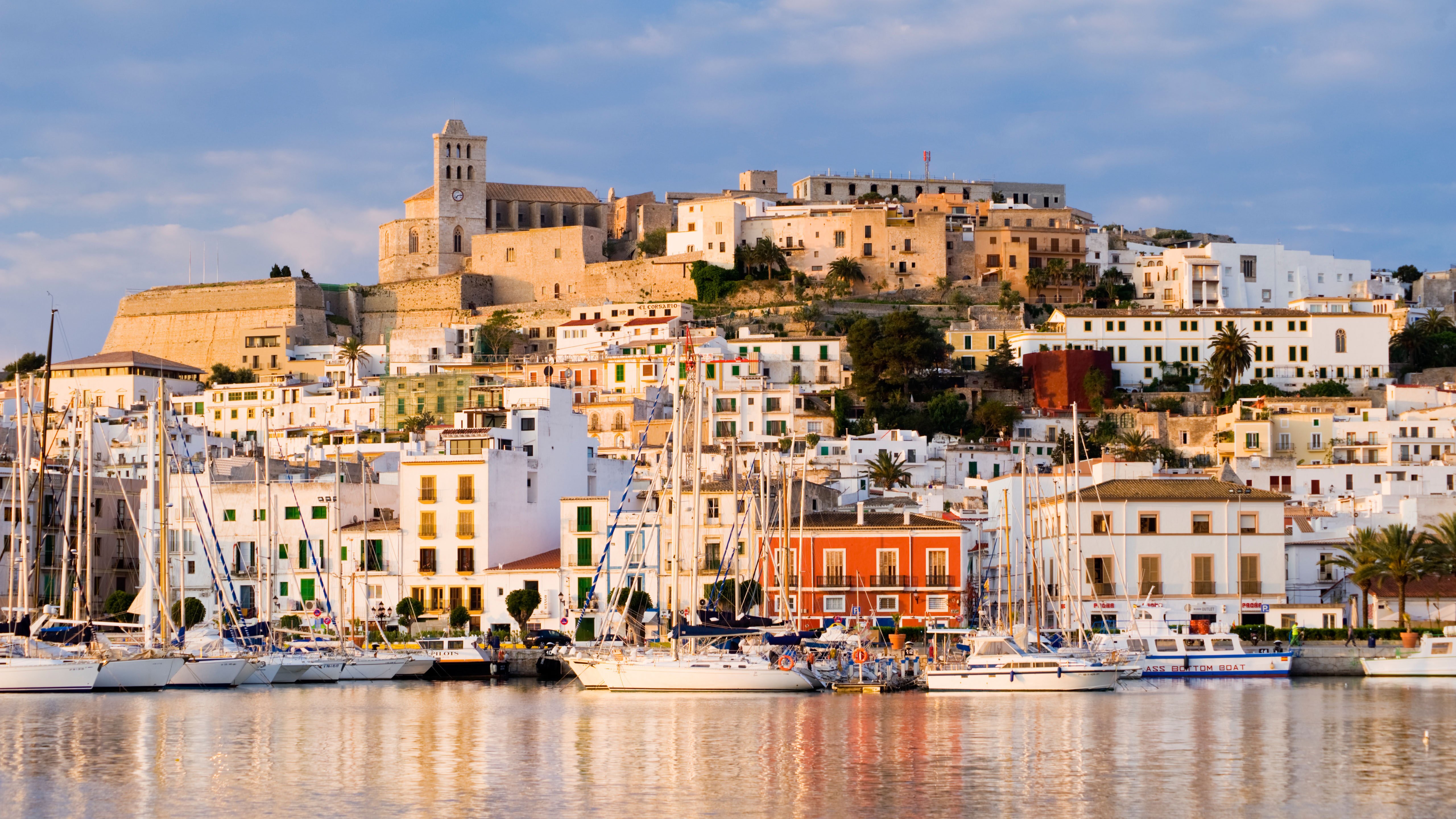 Els restaurants barats més ben valorats d'Eivissa que et sorprendran